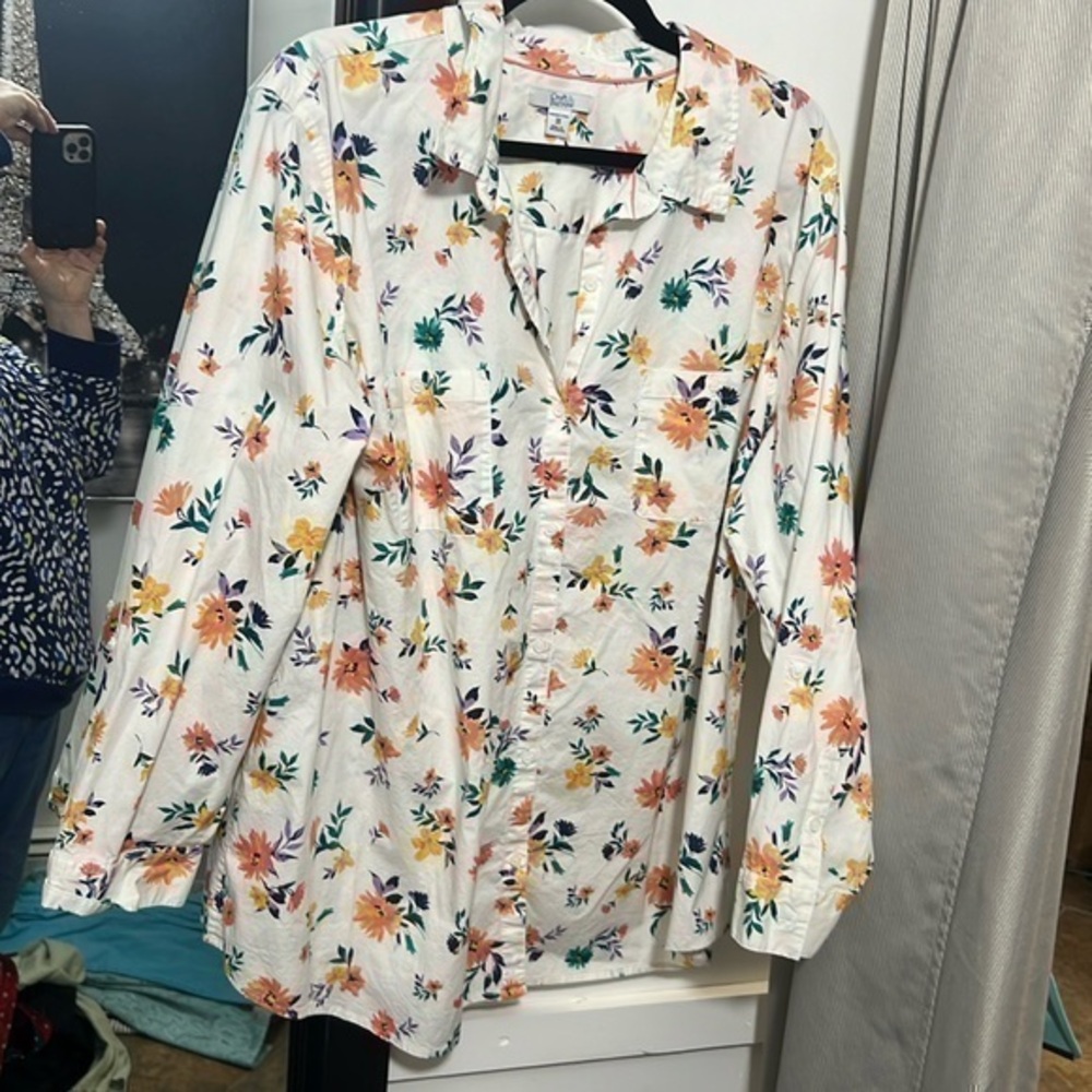 Croft & Barrow Petite White Floral Button Up Size 3X